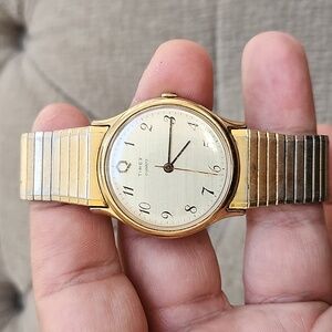 TIMEX Strech band watch